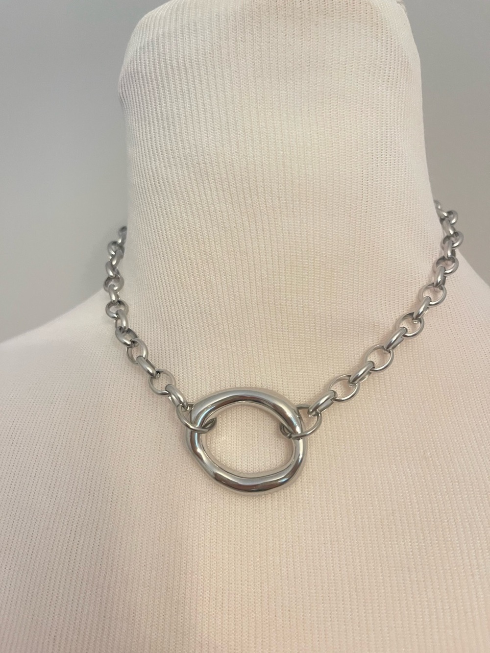 Mayamar Stainless Steel Link Necklace with Circular Pendant Minimalist New